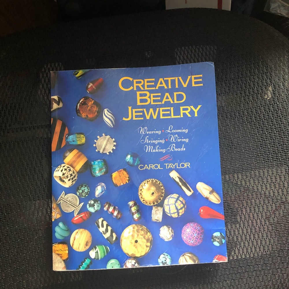 Creative Bead Jewelry Book by Carol Taylor- 526🎉
